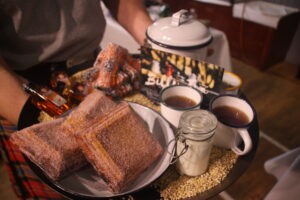 Caroline Velik Golden Spurtle